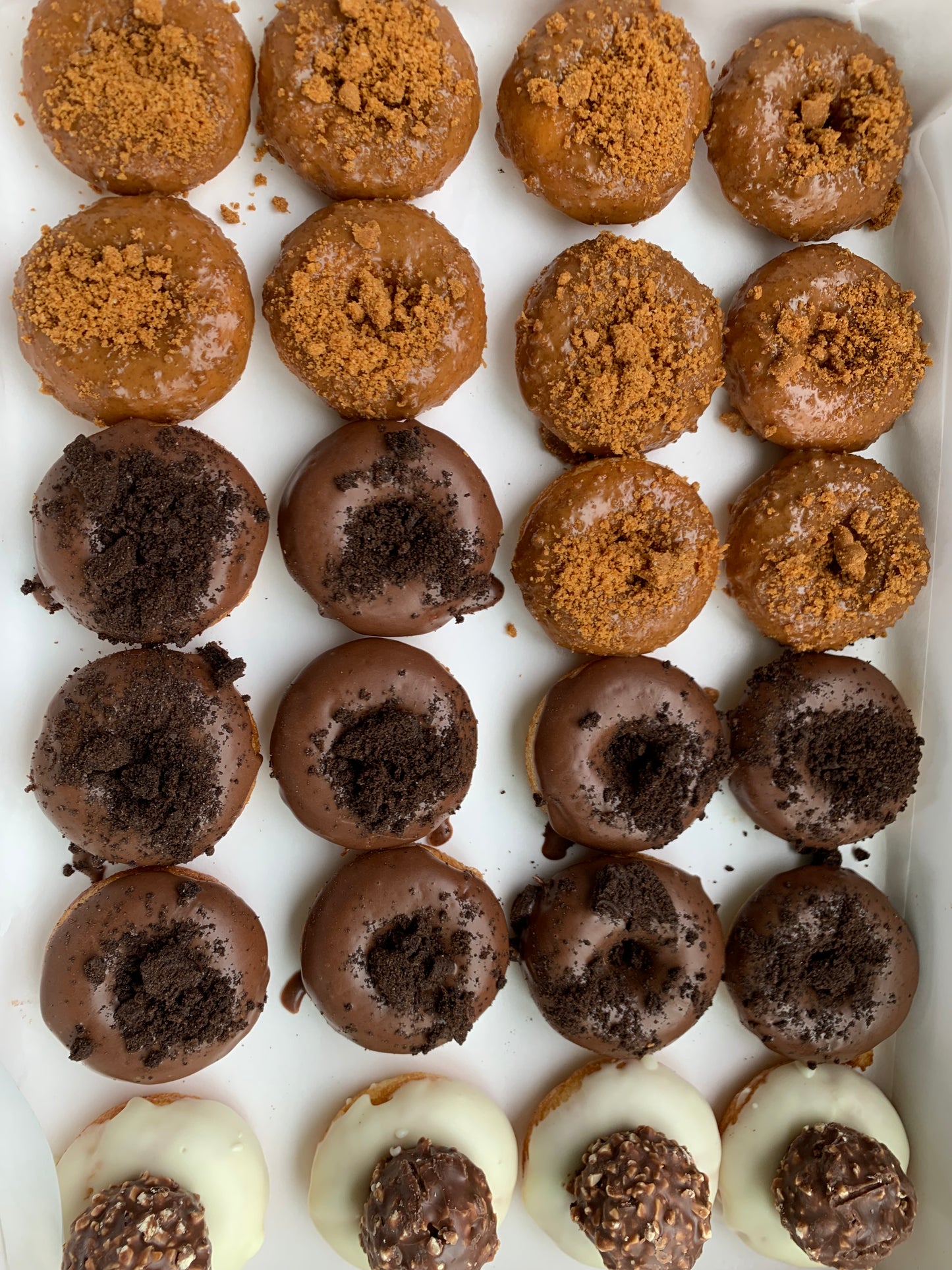 Standard Donut Boxes (per dozen)
