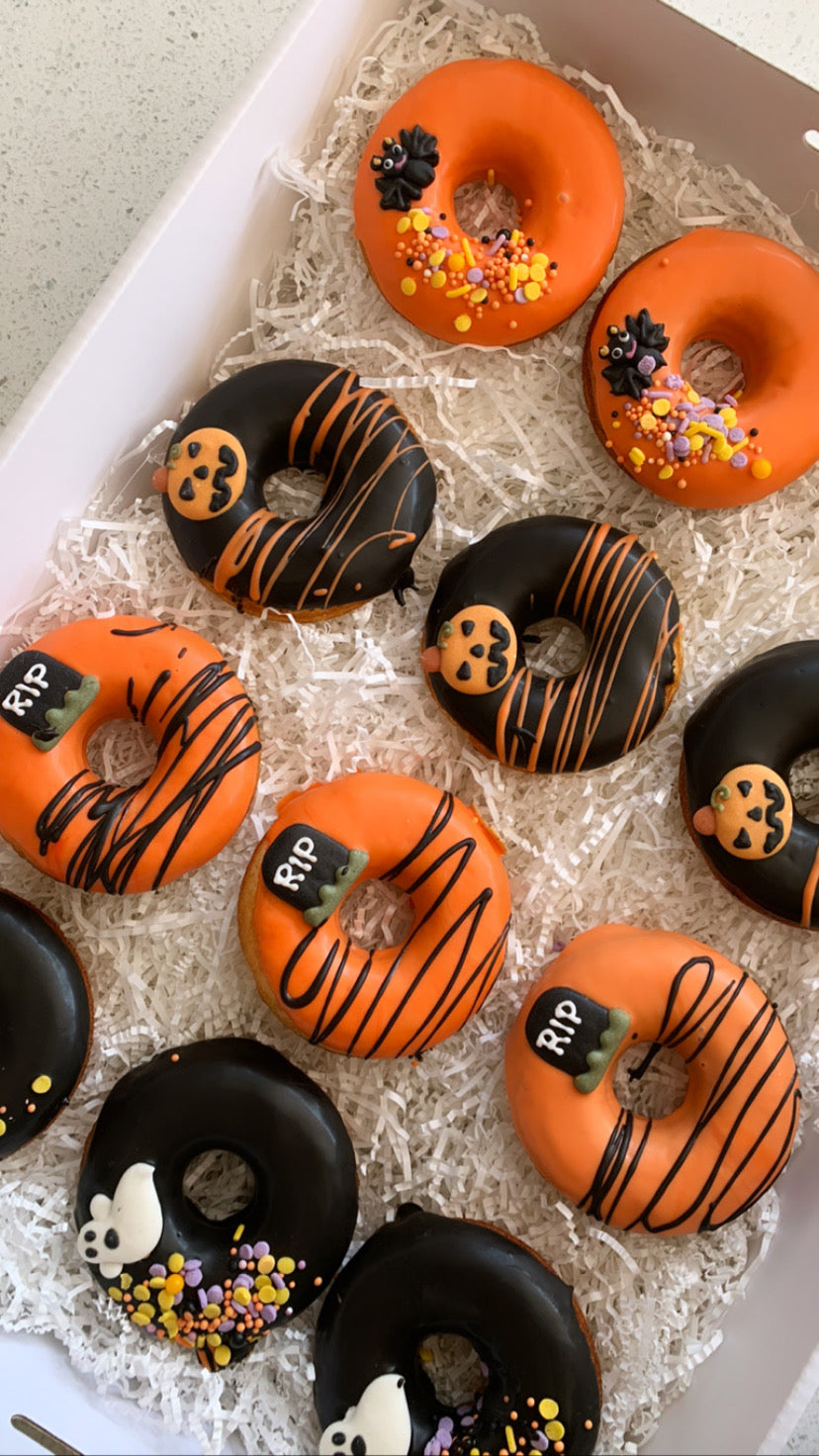 Standard Donut Boxes (per dozen)